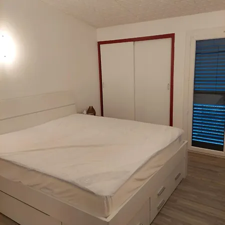 Maison Spacieuse Avec Jardin * מנוסק