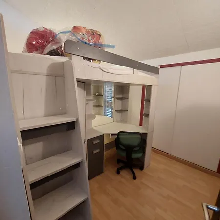 בית נופש Maison Spacieuse Avec Jardin *