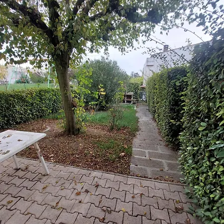 Maison Spacieuse Avec Jardin